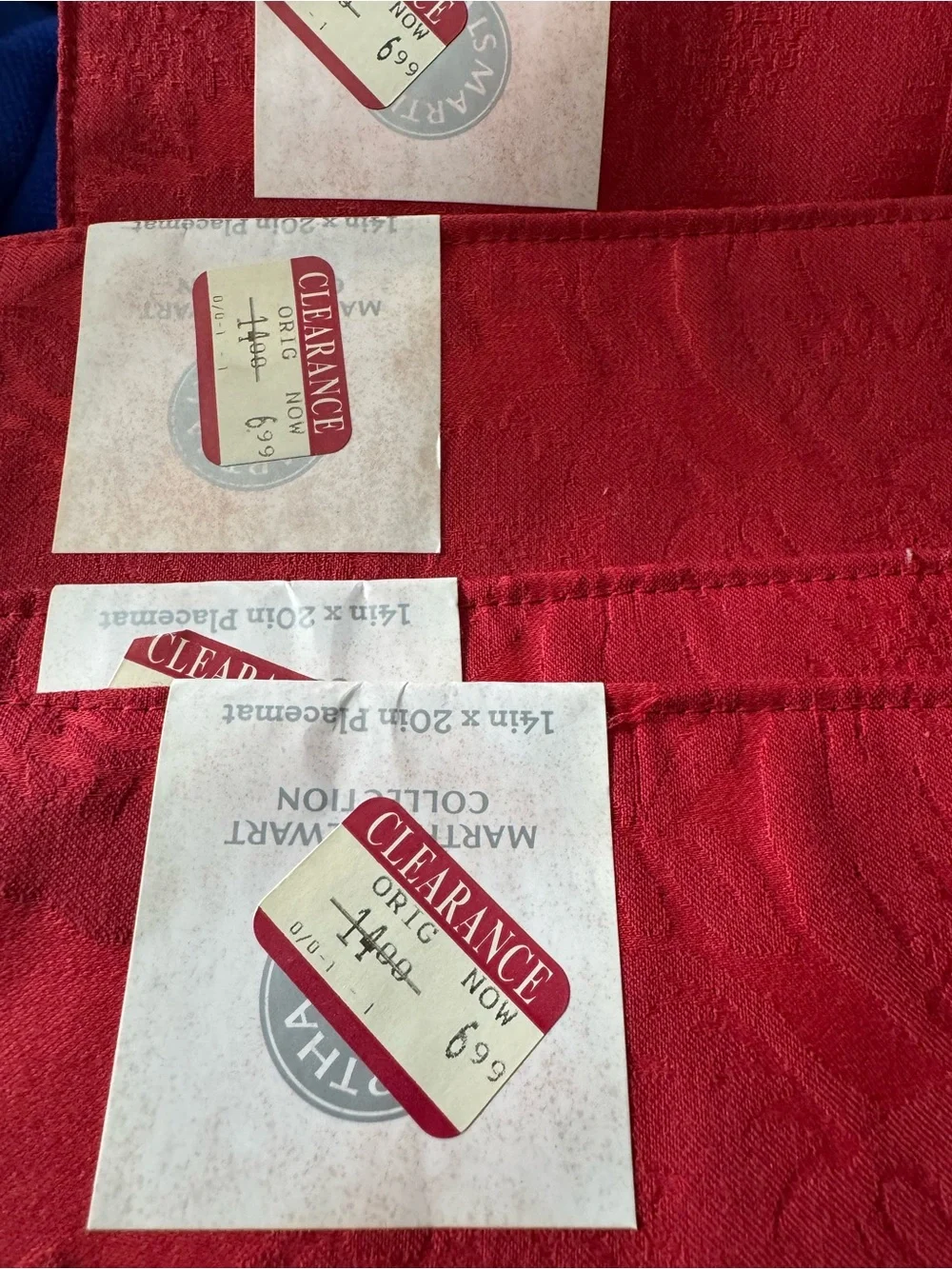 NWT Martha Stewart Red placemats with Floral Pattern set of 4 size 14inx20in